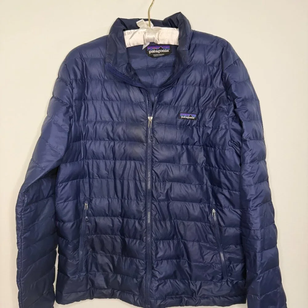 Patagonia Full Zip Puffer Down Sweater Jacket Outdoor Winter - Medium